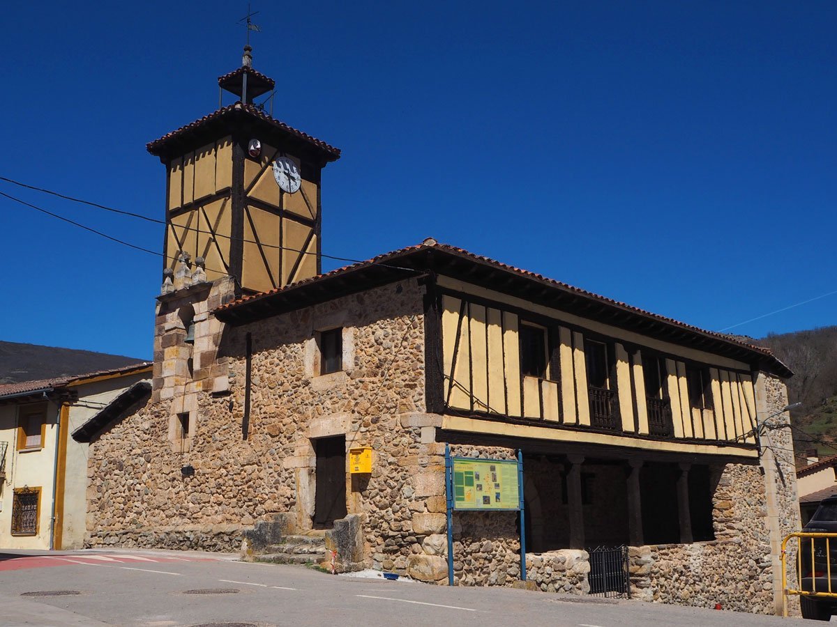 Teatro de Canales de la Sierra