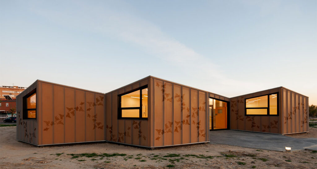 escuela infantil modular hexagonal