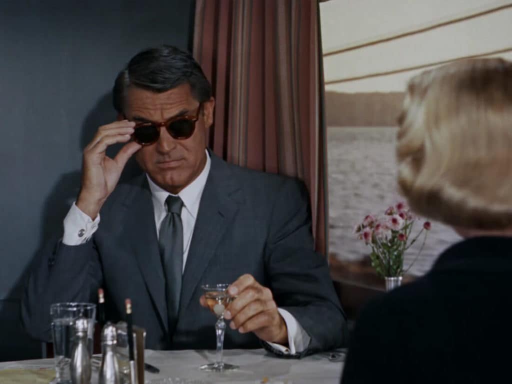 Cary Grant en Con la muerte en los talones - Tentempie en el tren