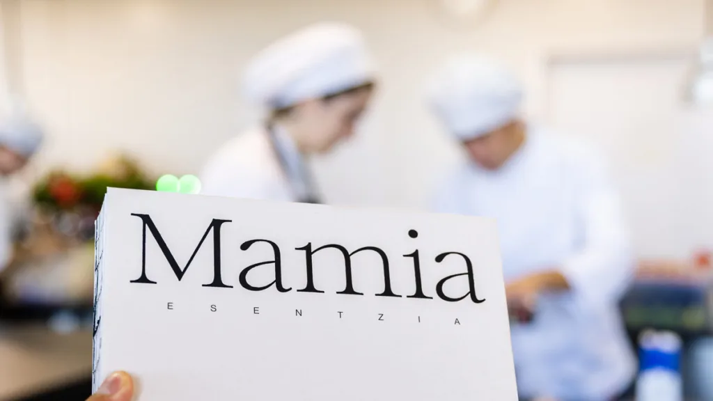 mamia