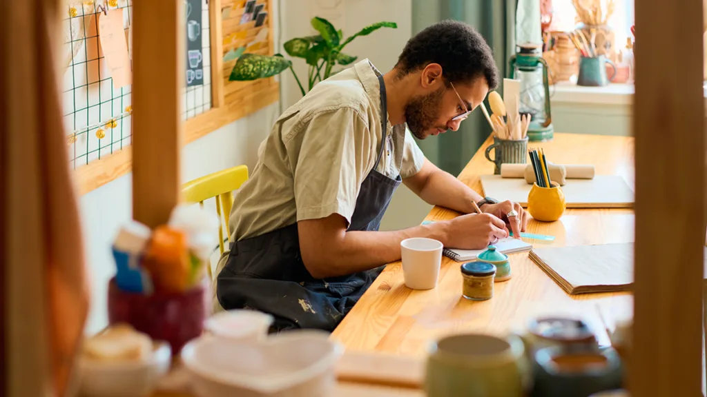 retener talento joven