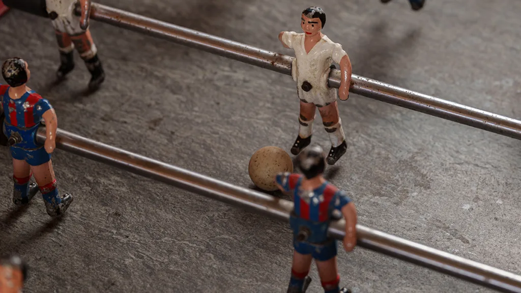 billar futbolin dardos