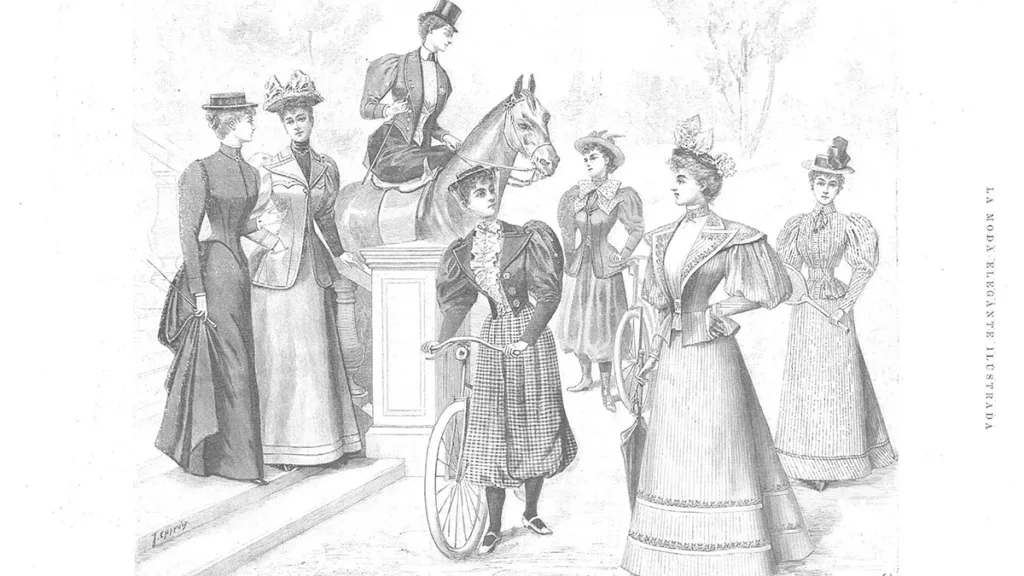 señoras en bicicleta