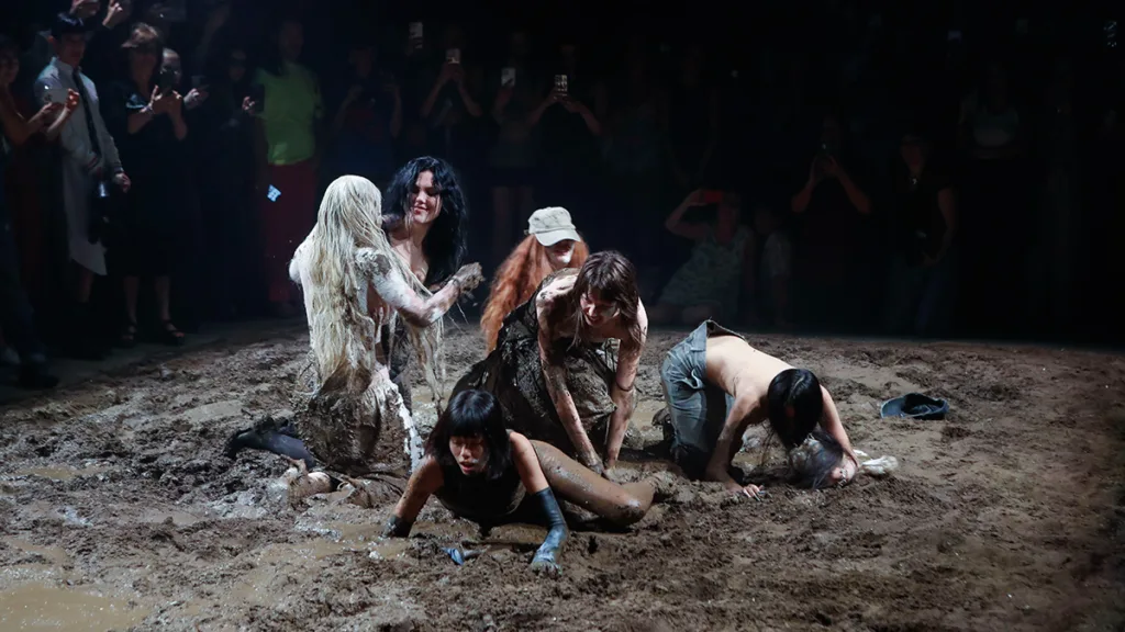 dirty fashion